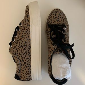 NWT Nordstrom Vegan Platform Sneaker